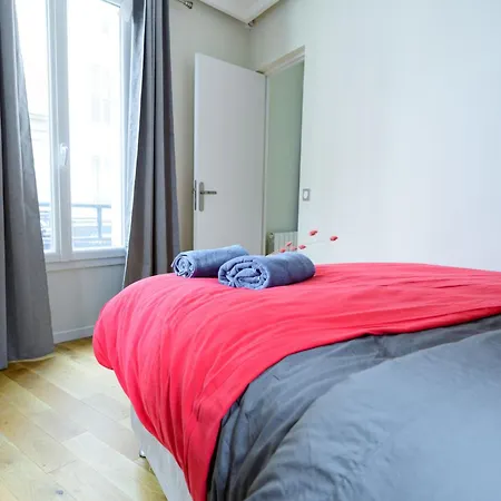 Elegance Parisienne アパート *