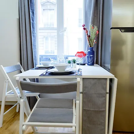 Elegance Parisienne Apartment Pantin